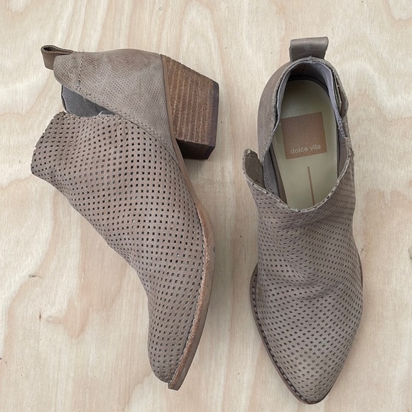 DOLCE VITA Perforated Suede Almond Toe Booties size 5.5 - Picture 3 of 11